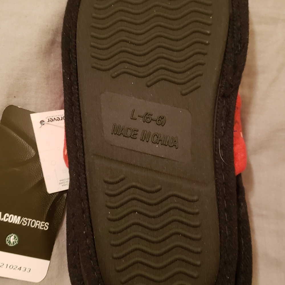 Slippers - Picture 2 of 2